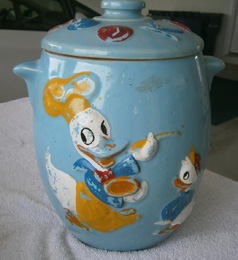 Donald Duck cookie jar