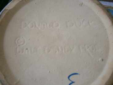 Donald Duck cookie jar markings