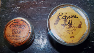 Edison Grease and Edison Oil tins 